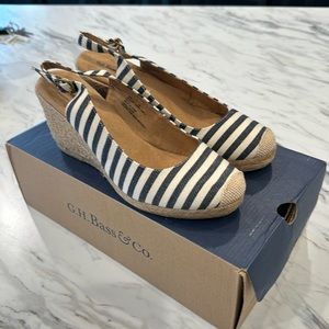 Navy and Cream Sling Back Wedge size 9m